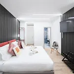 Teulada Luxury Bed & Breakfast Rom