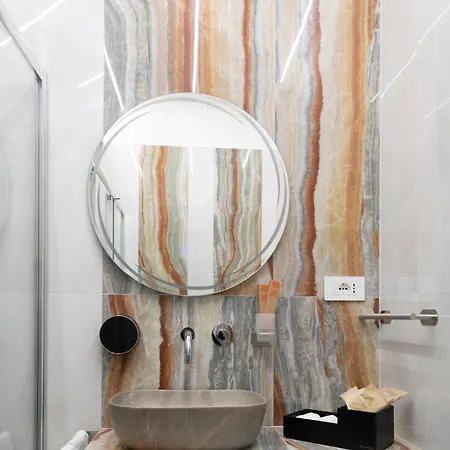 Alojamento de Acomodação e Pequeno-almoço Teulada Luxury 4*