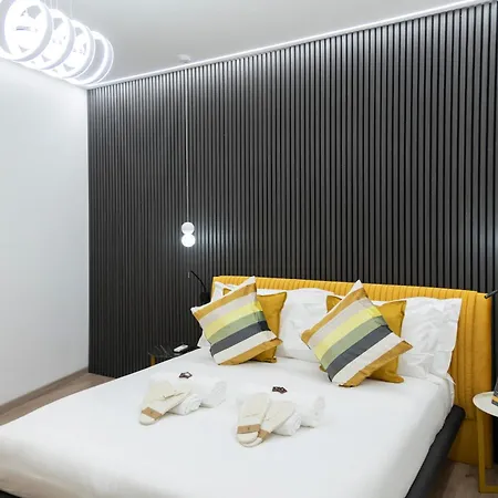 Alojamento de Acomodação e Pequeno-almoço Teulada Luxury Roma